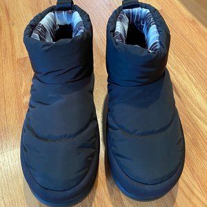 UGG Winter Ankle Boot